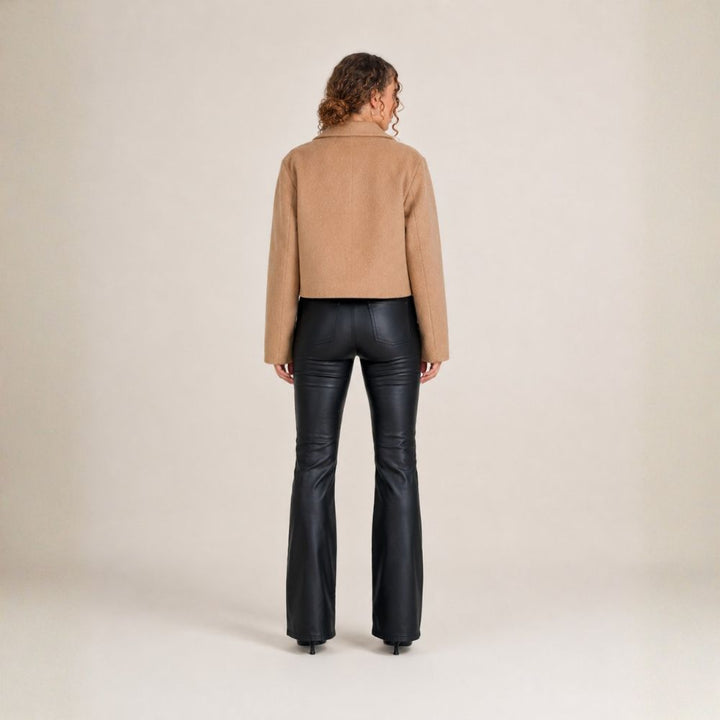 Women’s Jacket Lapel Collar & Gold-Colored Buttons | Autumn Wear