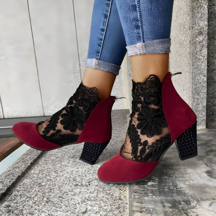 Women’s Breathable Heels | Stylish & Comfortable Everyday Wear