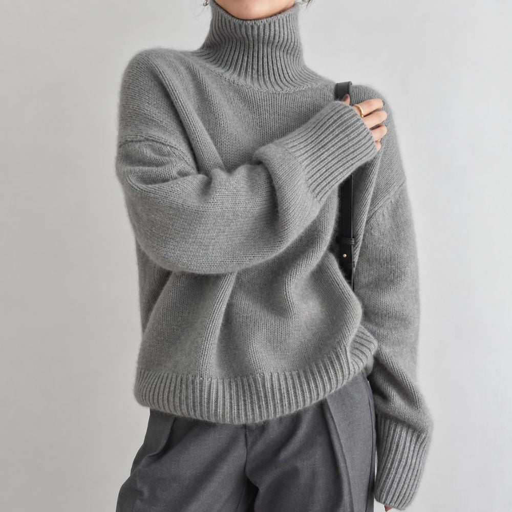 Women’s Oversized Turtleneck Sweater | Soft Autumn & Winter Knitwear