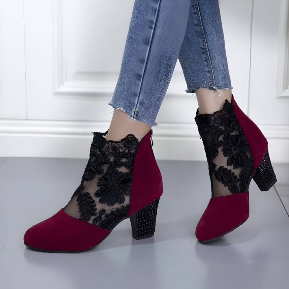 Women’s Breathable Heels | Stylish & Comfortable Everyday Wear