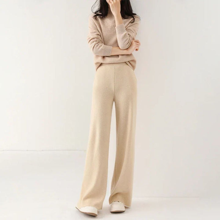 Women’s Merino Wool Trousers | High-Waisted Autumn & Winter Wear