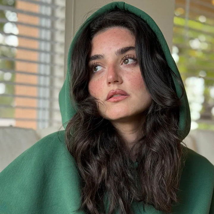 Unisex Oversized Hoodie Blanket | Cosy Autumn & Winter Comfort