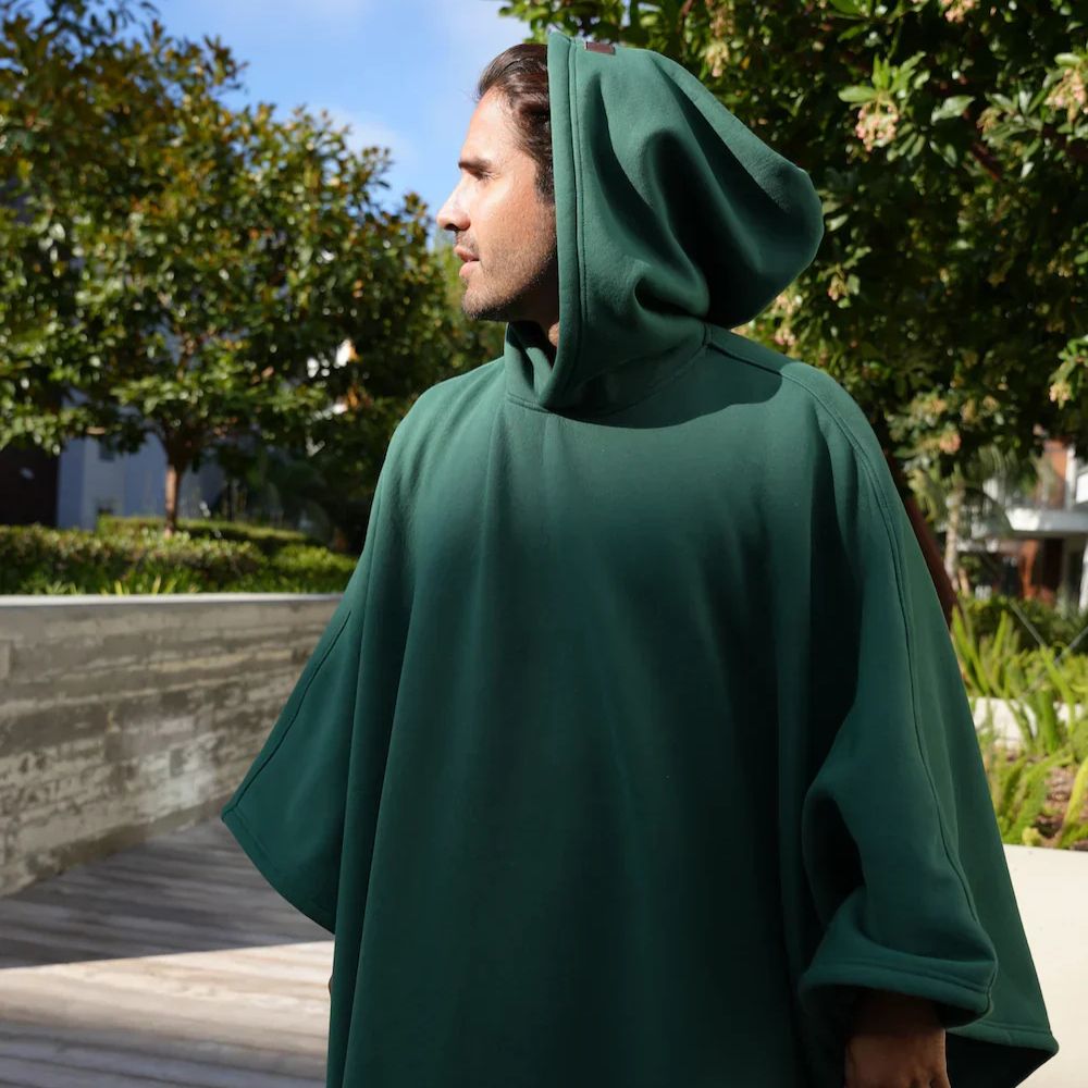 Unisex Oversized Hoodie Blanket | Cosy Autumn & Winter Comfort