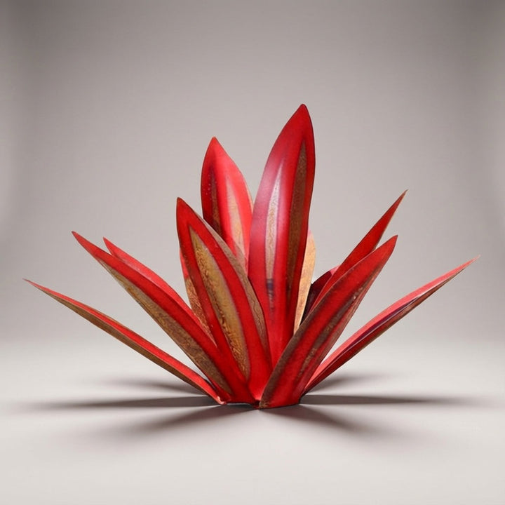 Agavelle garden ornament in Red finish