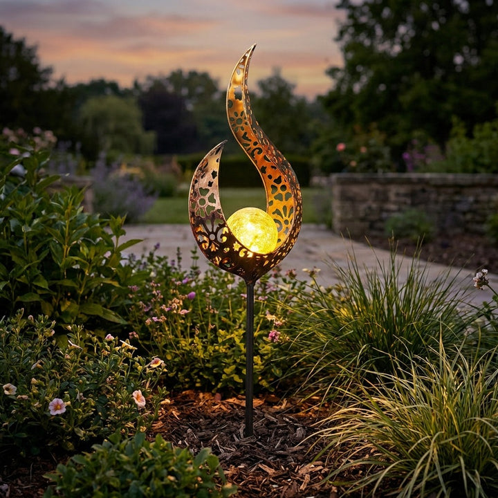 Aureaflare artistic outdoor path light - Flame design