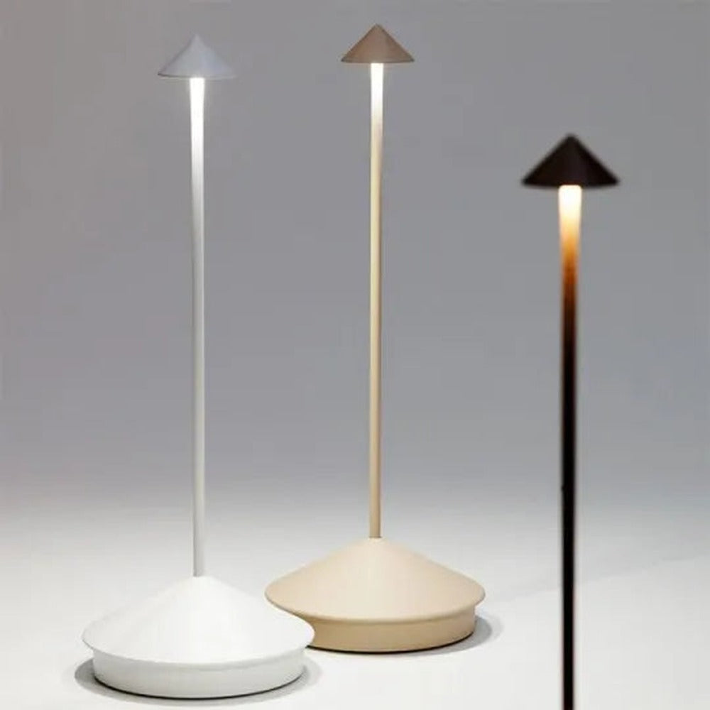 ClarityGlow wireless LED table lamp - Black