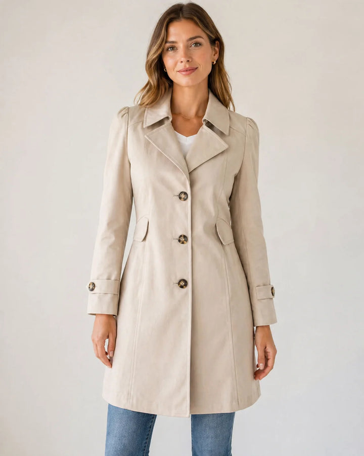 Women's Lightweight Tailored Trench Coat – Classic Button-Up Long Coat in beige with notched collar and flap pockets