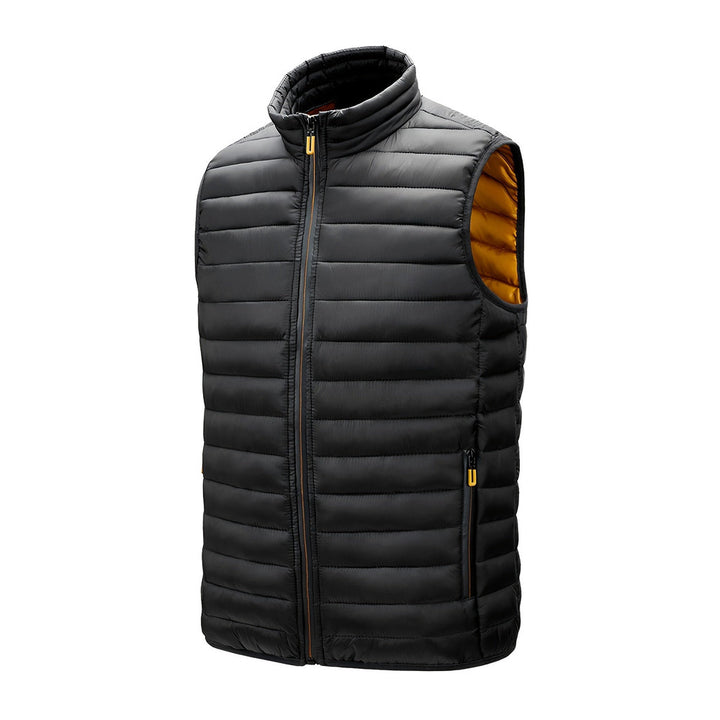 Men's lightweight quilted gilet in black, front view