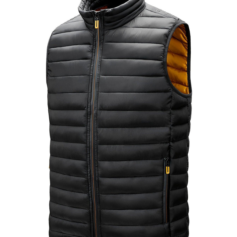 Men's lightweight quilted gilet in black