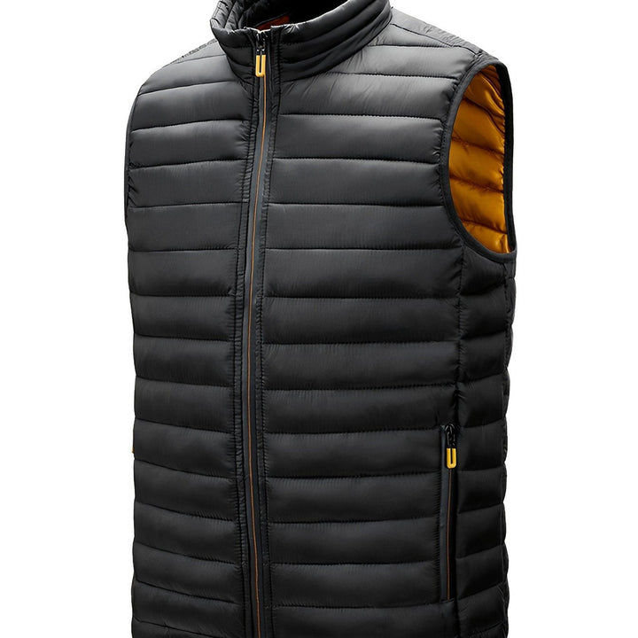 Men's lightweight quilted gilet in black
