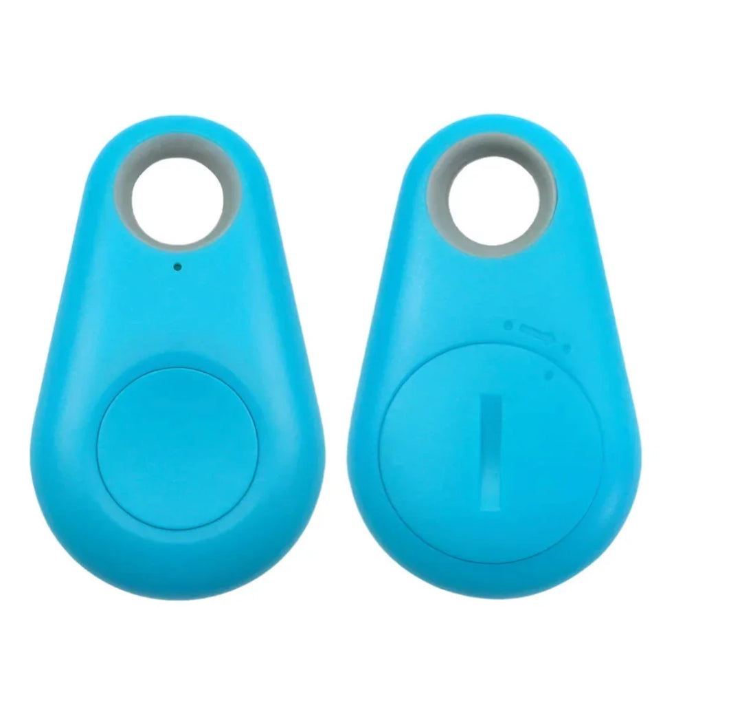 Portable GPS tracking device with SOS emergency button and geofence alert notifications
