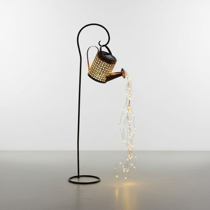 StarPour solar-powered decorative garden lamp