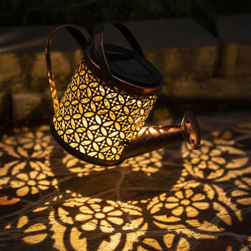 StarPour solar-powered decorative garden lamp