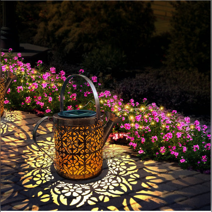 StarPour solar-powered decorative garden lamp