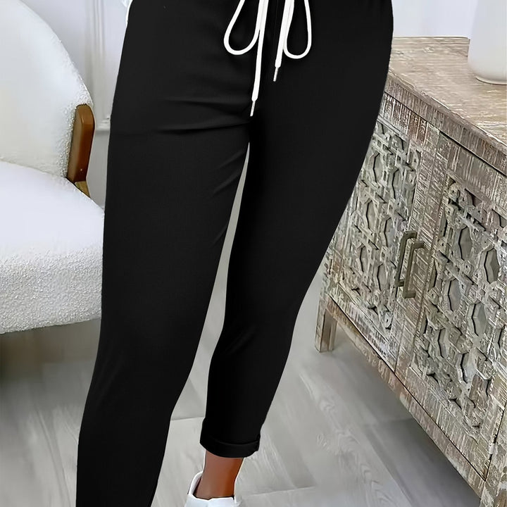 Women's drawstring tapered trousers in black