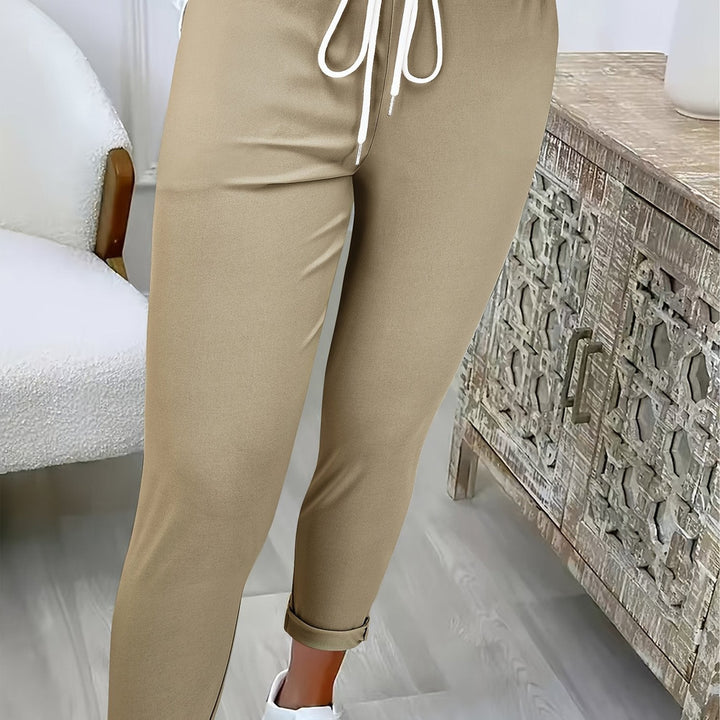 Women's drawstring tapered trousers in khaki