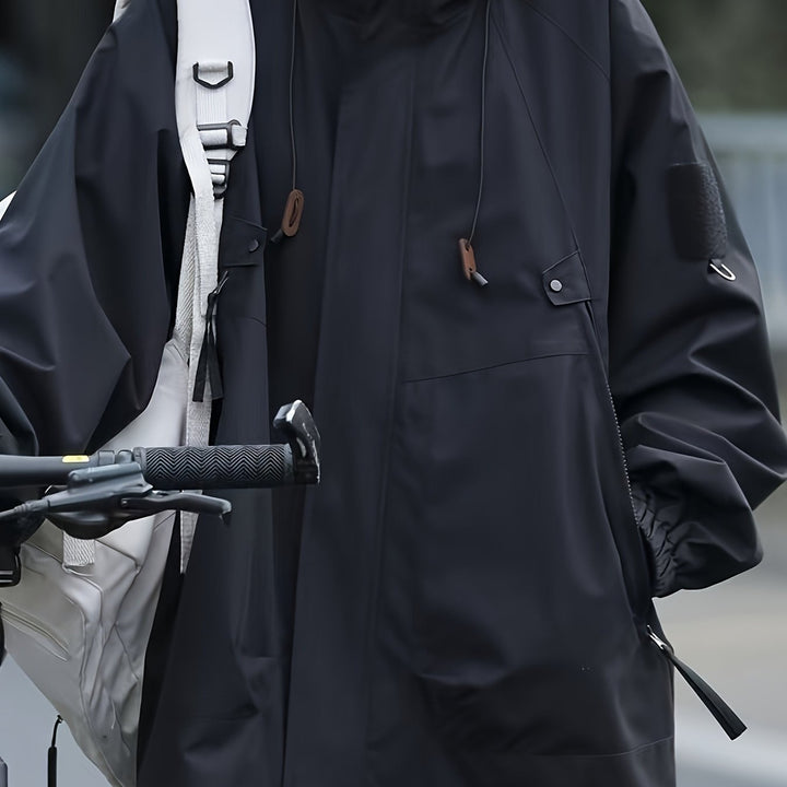 Women's windproof hooded mountain jacket in black