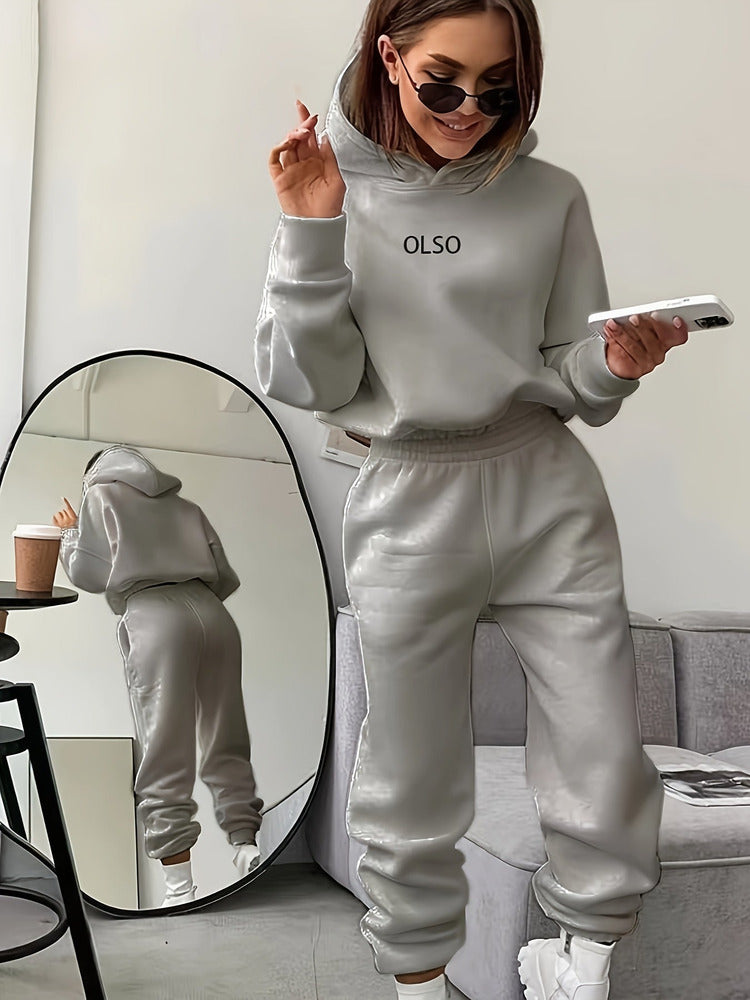 Women's hooded sweatshirt and jogger set in silver grey