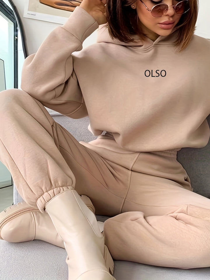 Women's hooded sweatshirt and jogger set in camel
