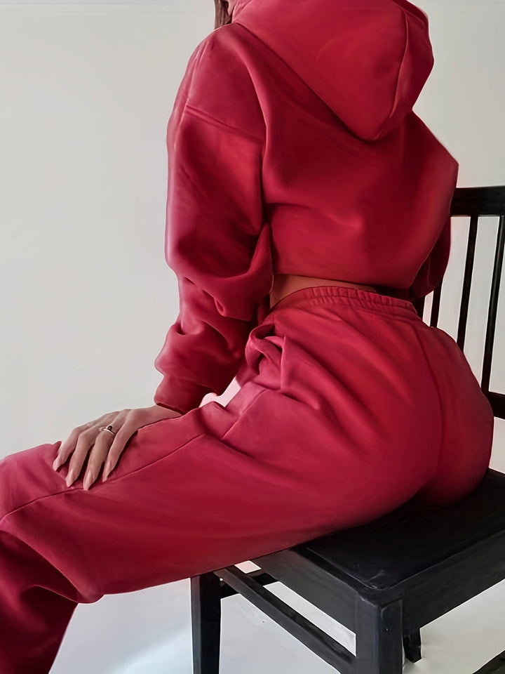 Women's hooded sweatshirt and jogger set