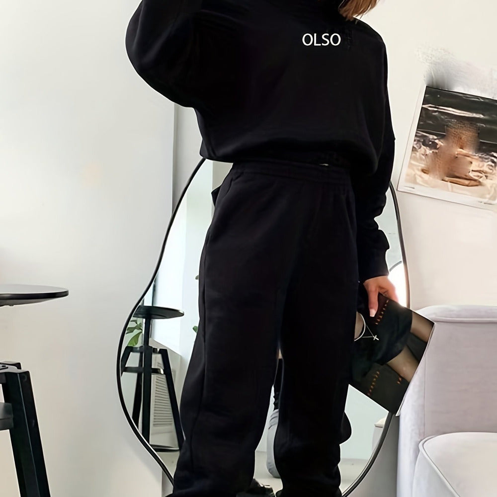 Women's hooded sweatshirt and jogger set