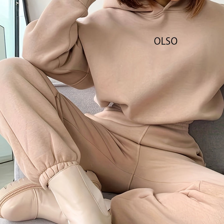 Women's hooded sweatshirt and jogger set