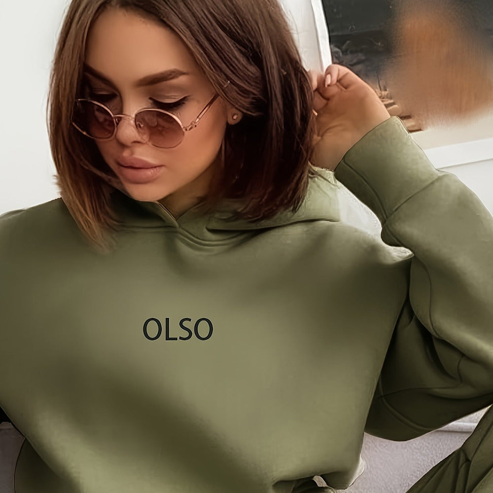 Women's hooded sweatshirt and jogger set
