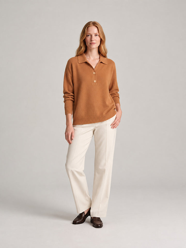 Women's knitted collared jumper with a button placket in brown