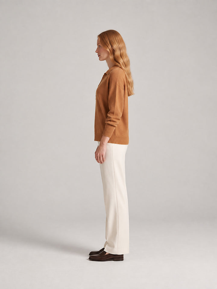Women's knitted collared jumper with a button placket