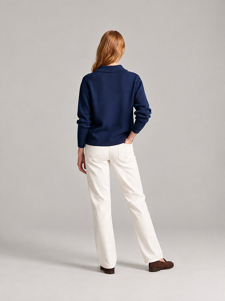 Women's knitted collared jumper with a button placket