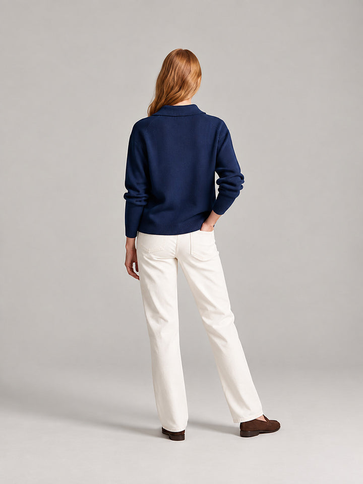Women's knitted collared jumper with a button placket