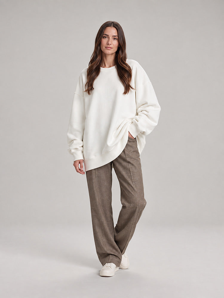 Women's oversized crew neck sweatshirt in white