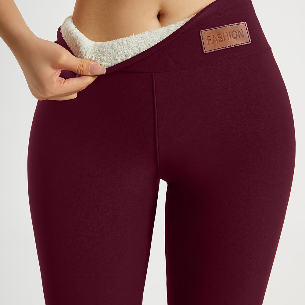 Women's plush-lined leggings in burgundy