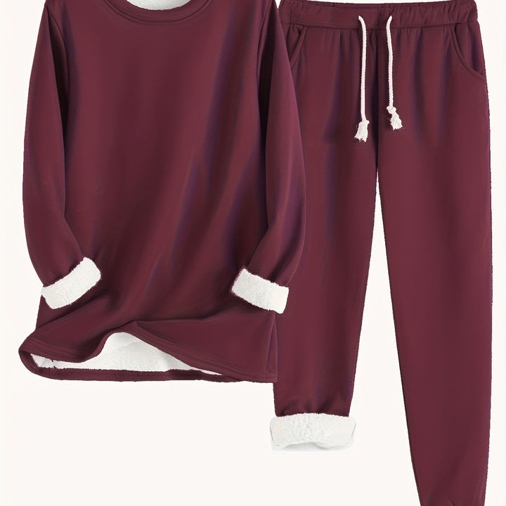 Women's plush-lined sweatshirt and jogger set in burgundy