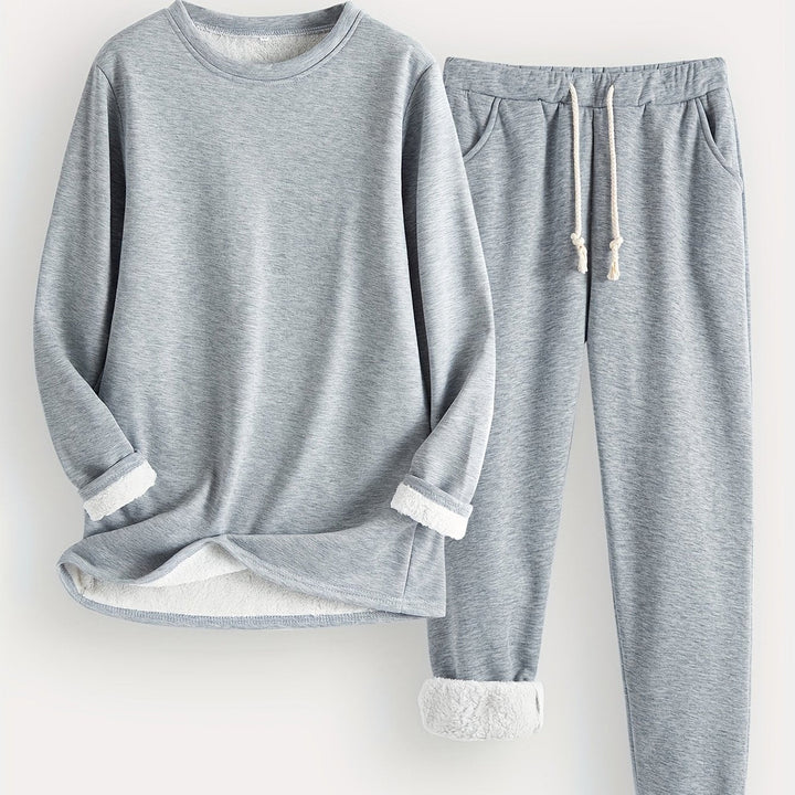 Women's plush-lined sweatshirt and jogger set in light grey