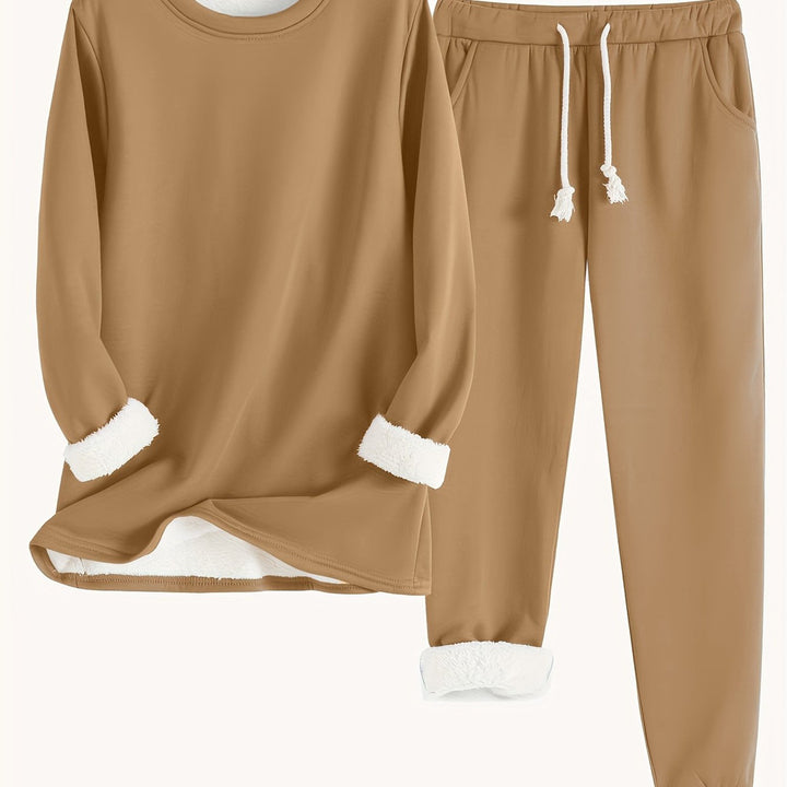 Women's plush-lined sweatshirt and jogger set in khaki