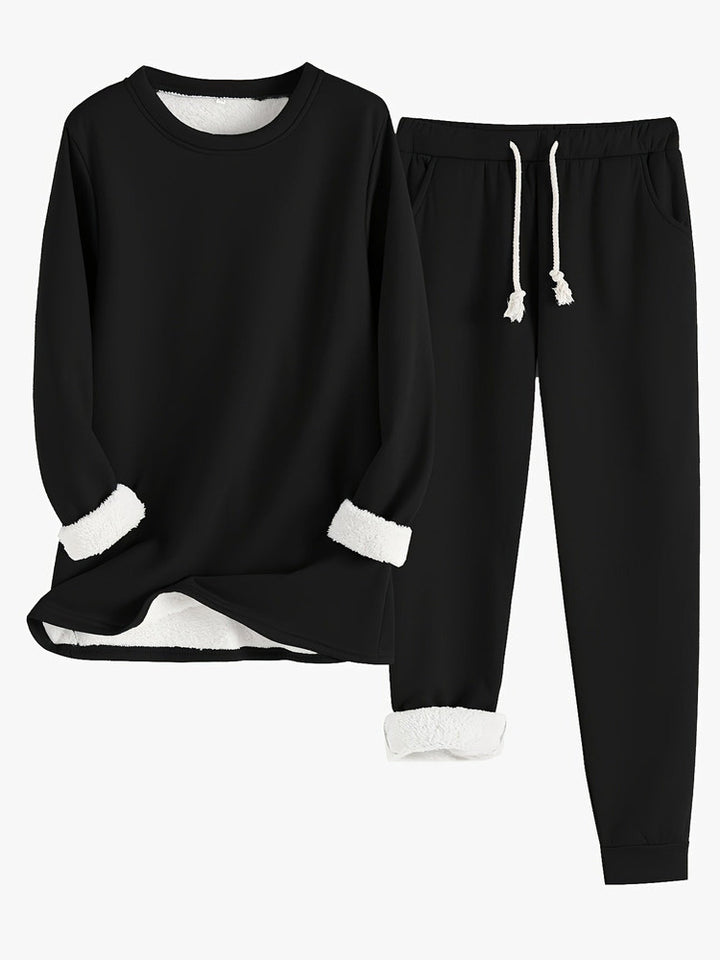 Women's plush-lined sweatshirt and jogger set