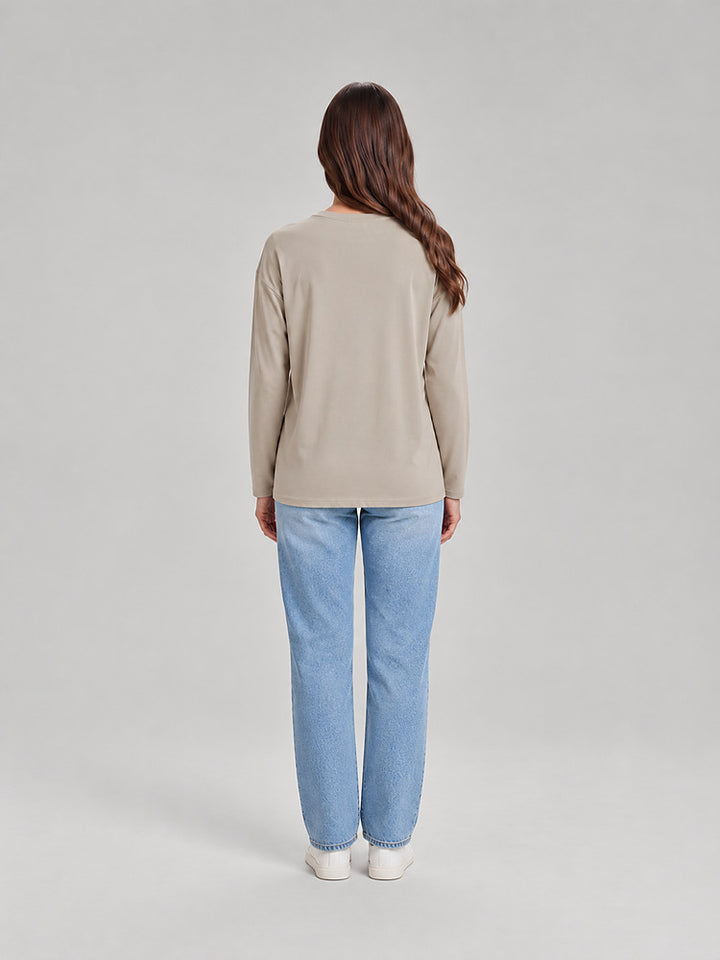 Women's relaxed round neck long sleeve top
